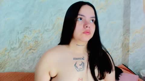 Snapshot of mia_candy_0 chatting on February 26, 2026, 12:04 pm Mia online show from February 26, 2026, 12:04 pm