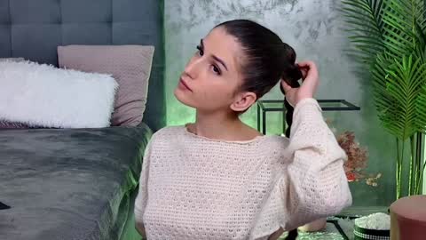 Snapshot of mia_carter99 chatting on January 21, 2025, 9:15 pm Freya Allen online show from January 21, 2025, 9:15 pm