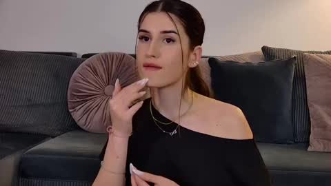 Snapshot of mia_carter99 chatting on March 15, 2026, 7:53 pm Freya Allen online show from March 15, 2026, 7:53 pm