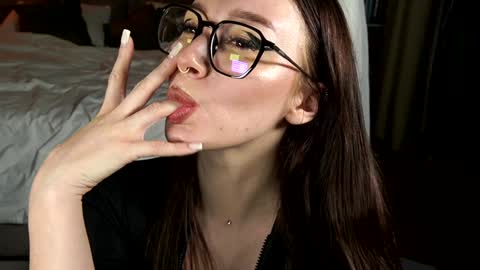 Mia and friends online show from January 9, 2025, 2:07 pm