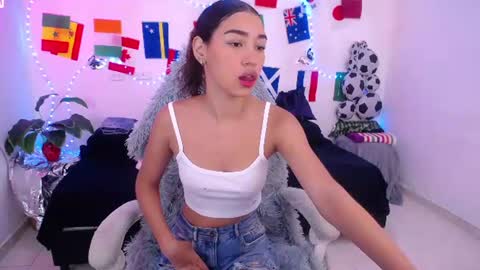 Snapshot of mia_cute_girl chatting on June 30, 2026, 1:12 pm mia_cute_girl online show from June 30, 2026, 1:12 pm