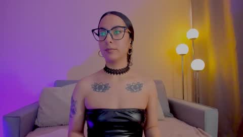 Snapshot of mia_daniellshot chatting on March 3, 2026, 7:42 pm Sarah Luna online show from March 3, 2026, 7:42 pm