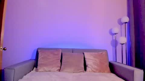 Snapshot of mia_daniellshot chatting on March 27, 2026, 11:43 am Sarah Luna online show from March 27, 2026, 11:43 am