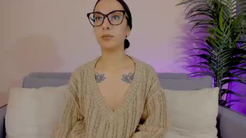 Snapshot of mia_daniellshot chatting on June 14, 2026, 1:35 pm Sarah Luna online show from June 14, 2026, 1:35 pm