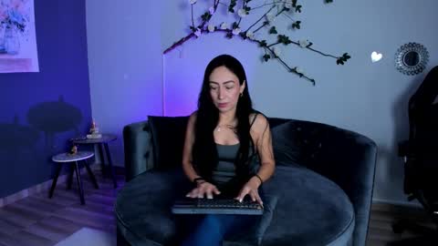 Snapshot of mia_davis__ chatting on March 19, 2026, 12:09 pm mia_davis__ online show from March 19, 2026, 12:09 pm