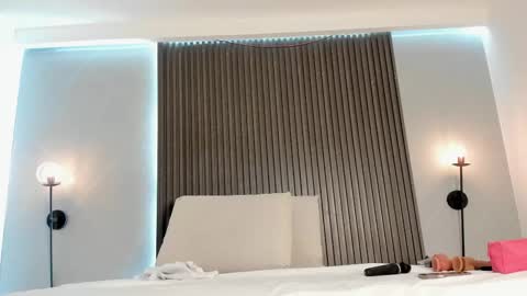 Snapshot of mia_dollce chatting on February 22, 2026, 11:20 am Mia Dollce online show from February 22, 2026, 11:20 am