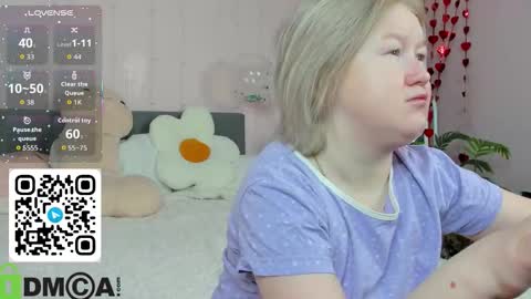 Mia online show from February 23, 2026, 2:53 am