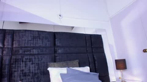 Snapshot of mia_garcia2 chatting on January 30, 2025, 1:00 am MIA online show from January 30, 2025, 1:00 am