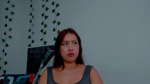 Snapshot of mia_garcia2 chatting on October 15, 2025, 9:26 pm MIA online show from October 15, 2025, 9:26 pm