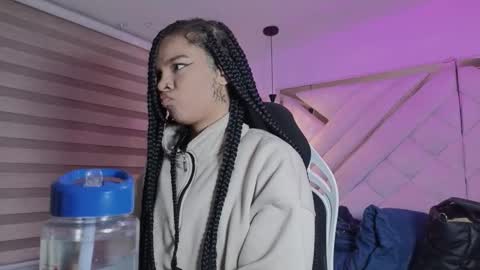 Mia online show from March 15, 2026, 3:12 am