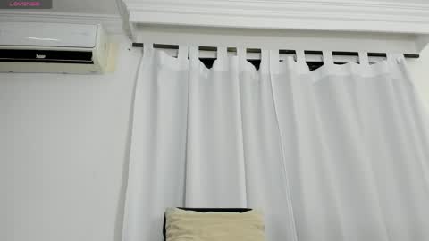 Snapshot of mia_hornny_ chatting on May 18, 2026, 4:07 am mia_hornny_ online show from May 18, 2026, 4:07 am