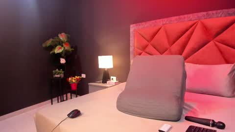 MIA  online show from January 14, 2026, 7:19 pm