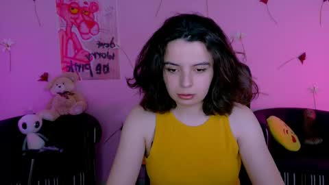 mia_mooon_ online show from June 2, 2026, 8:16 am