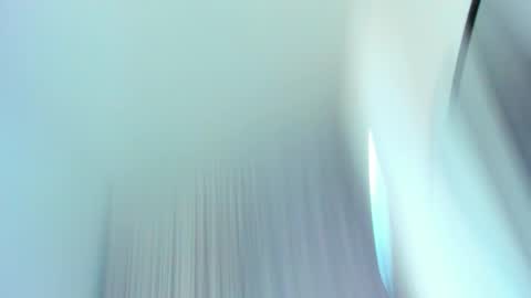 Mia online show from February 17, 2026, 12:34 pm