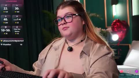 Sweet Mia online show from February 10, 2026, 5:39 pm