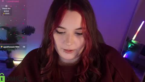 Mia online show from April 9, 2026, 1:16 am