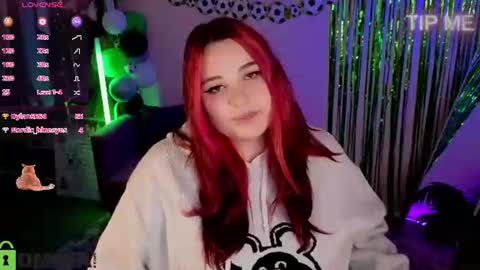 Mia online show from July 17, 2026, 1:23 am