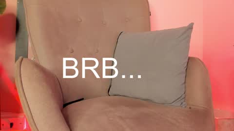 Mia online show from December 30, 2024, 11:28 pm