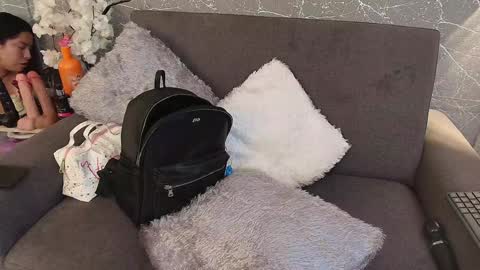 Snapshot of mia_roux13 chatting on February 2, 2025, 7:04 pm Mia Roux online show from February 2, 2025, 7:04 pm