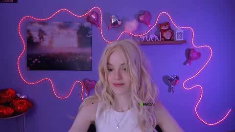 mia_starrr_ online show from February 22, 2026, 7:56 pm