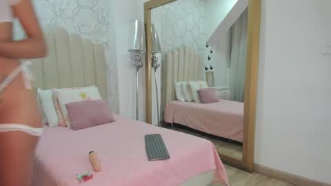 Snapshot of mia_tentacion__ chatting on May 12, 2026, 3:36 am mia_tentacion__ online show from May 12, 2026, 3:36 am