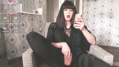 Snapshot of mia_wallase chatting on January 9, 2025, 10:41 am mia_wallase online show from January 9, 2025, 10:41 am