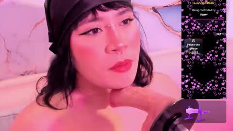 mia_yeager online show from October 15, 2025, 9:04 pm