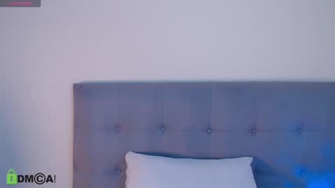 Snapshot of mia_zt_ chatting on January 4, 2025, 3:29 am Mariana online show from January 4, 2025, 3:29 am