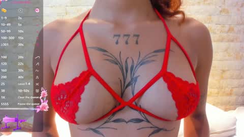 Snapshot of miaa_roldan chatting on December 17, 2024, 3:06 am Miaa online show from December 17, 2024, 3:06 am