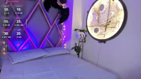 Snapshot of miaa_rosse_23 chatting on October 14, 2025, 11:55 am Mia online show from October 14, 2025, 11:55 am