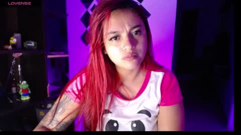 Snapshot of miaaa_mo chatting on January 12, 2025, 2:35 am Ma online show from January 12, 2025, 2:35 am