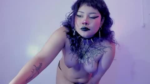 Snapshot of miaamane chatting on October 10, 2025, 4:11 am Mia online show from October 10, 2025, 4:11 am