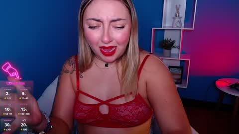 Snapshot of miaawild chatting on December 13, 2024, 8:04 pm Andrea online show from December 13, 2024, 8:04 pm