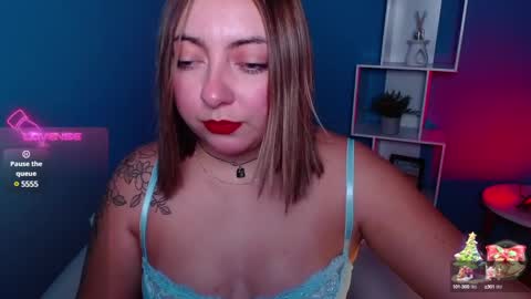 Snapshot of miaawild chatting on December 27, 2024, 7:14 pm Andrea online show from December 27, 2024, 7:14 pm