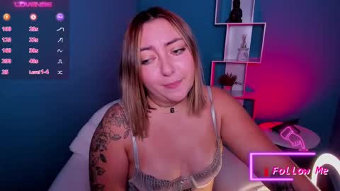 Snapshot of miaawild chatting on February 9, 2025, 12:28 am Andrea online show from February 9, 2025, 12:28 am