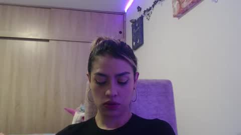 Snapshot of miacollings1 chatting on October 26, 2025, 3:34 am Miia online show from October 26, 2025, 3:34 am