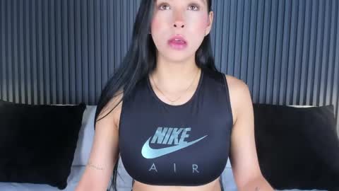 mia online show from June 2, 2026, 7:38 pm