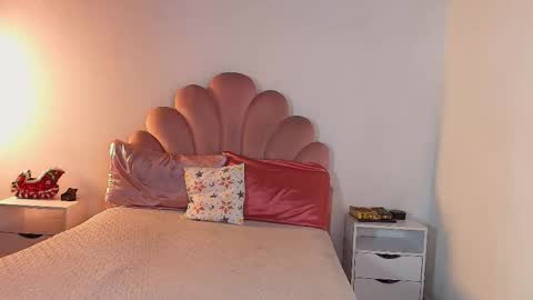 Mary online show from December 17, 2025, 11:05 am