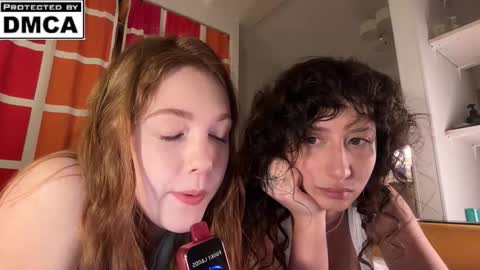 Mia online show from March 5, 2026, 9:22 pm