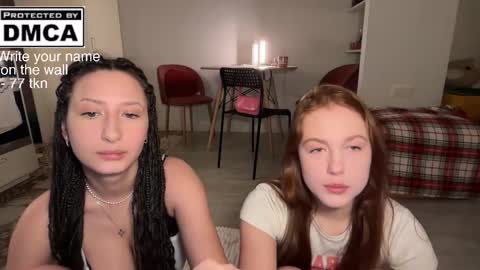 Mia online show from March 25, 2026, 9:54 pm