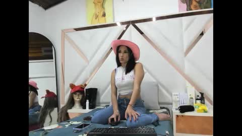 Mia Harper online show from May 6, 2026, 3:02 am