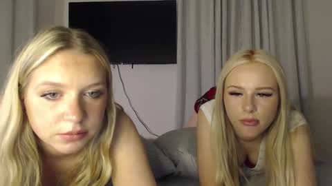 Snapshot of miaharperxox chatting on December 22, 2024, 9:33 am Mia Harper online show from December 22, 2024, 9:33 am