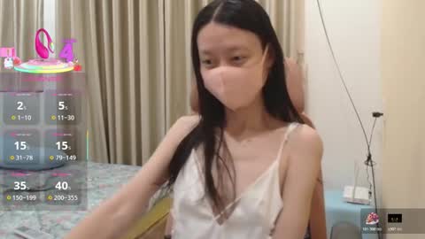 miahchan68 online show from November 22, 2025, 2:27 pm