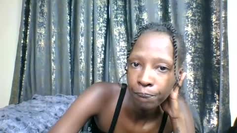 miahcreamer online show from June 18, 2026, 8:03 am