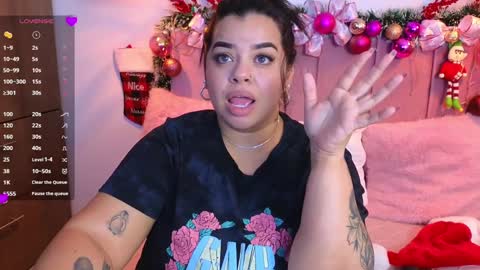 Snapshot of miahjoness chatting on December 10, 2024, 4:24 am Miah Joness online show from December 10, 2024, 4:24 am