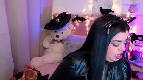 Snapshot of miahjoness chatting on October 31, 2025, 2:12 am Miah Joness online show from October 31, 2025, 2:12 am