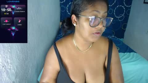 miajoseph_ online show from April 26, 2026, 3:26 am