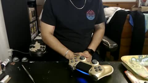 Mark online show from January 10, 2026, 5:53 am