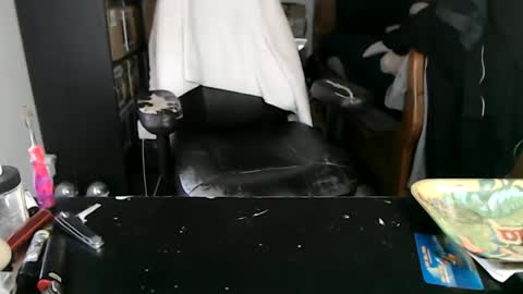 Snapshot of miaking chatting on February 3, 2026, 2:33 pm Mark online show from February 3, 2026, 2:33 pm