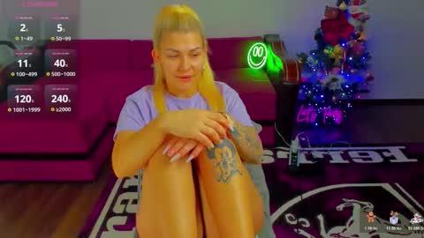 Mia Kittyy online show from December 16, 2025, 2:05 am